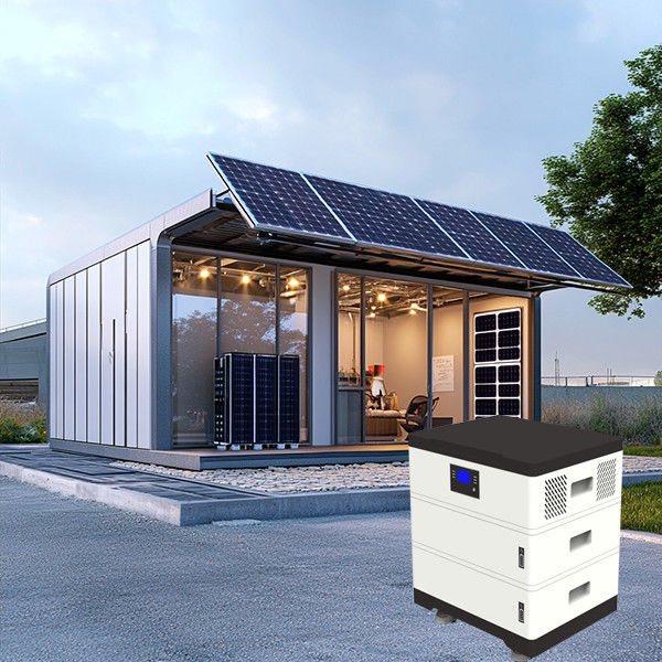 Microgrid inteligente con baterías LFP para la eficiencia tanto de fase única como de salida de CA de tres fases
